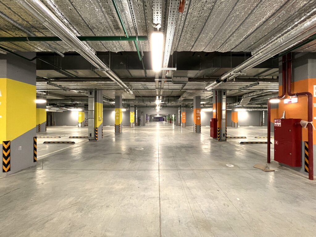 Машиноместа в ЖК Светланова ул., д. 11, к. 2