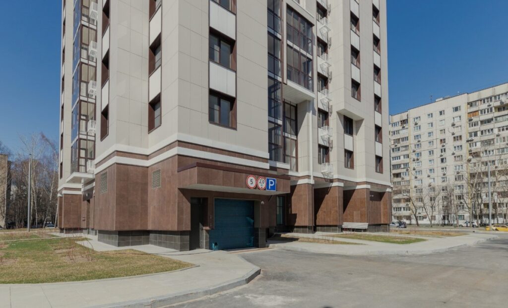 Машиноместа в ЖК Илимская ул., д. 7